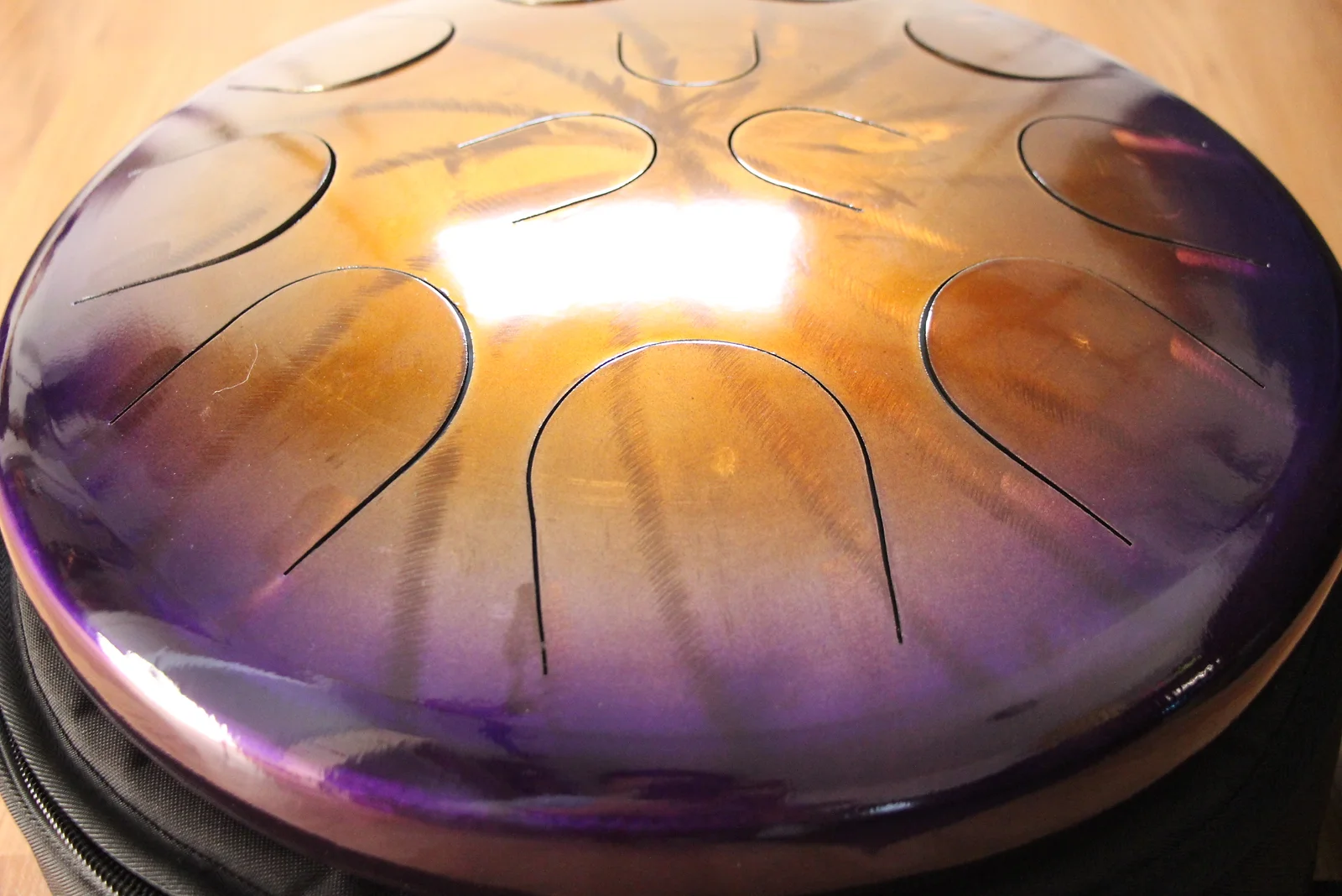 Ajna 16" 12 Tone Steel Tongue Drum Amethyst Gold Burst D Dorian