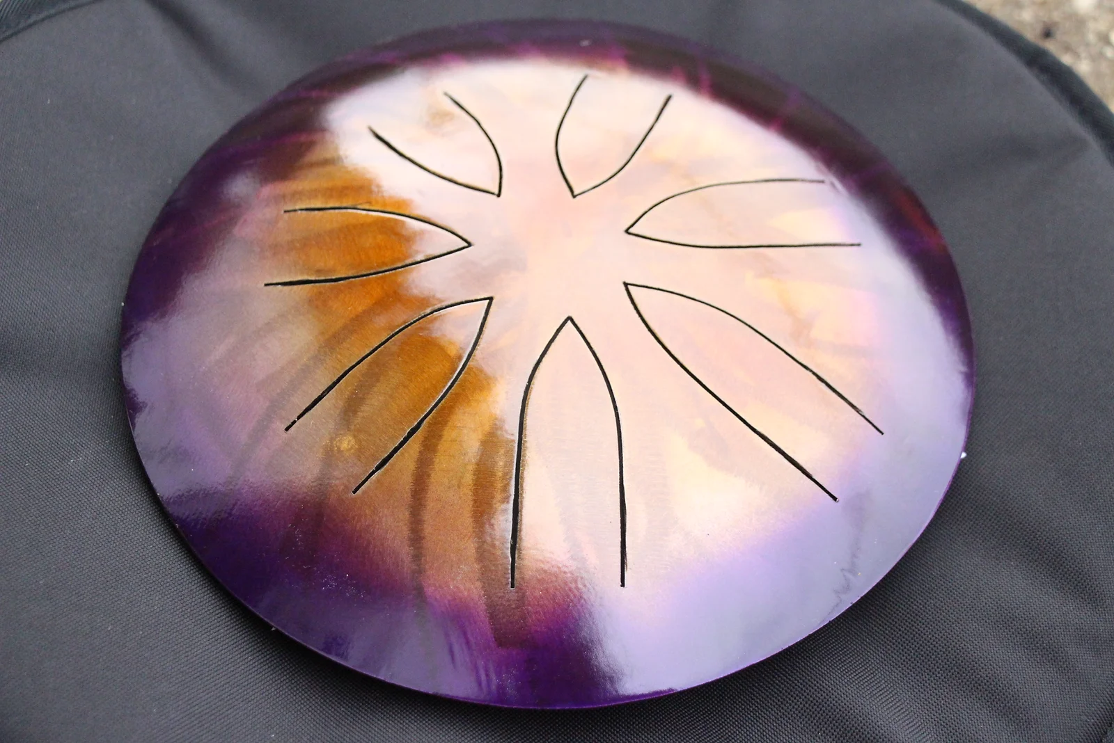 10" 7 Tone Ajna Tongue Drum Amethyst/Gold Burst - Pentatonic